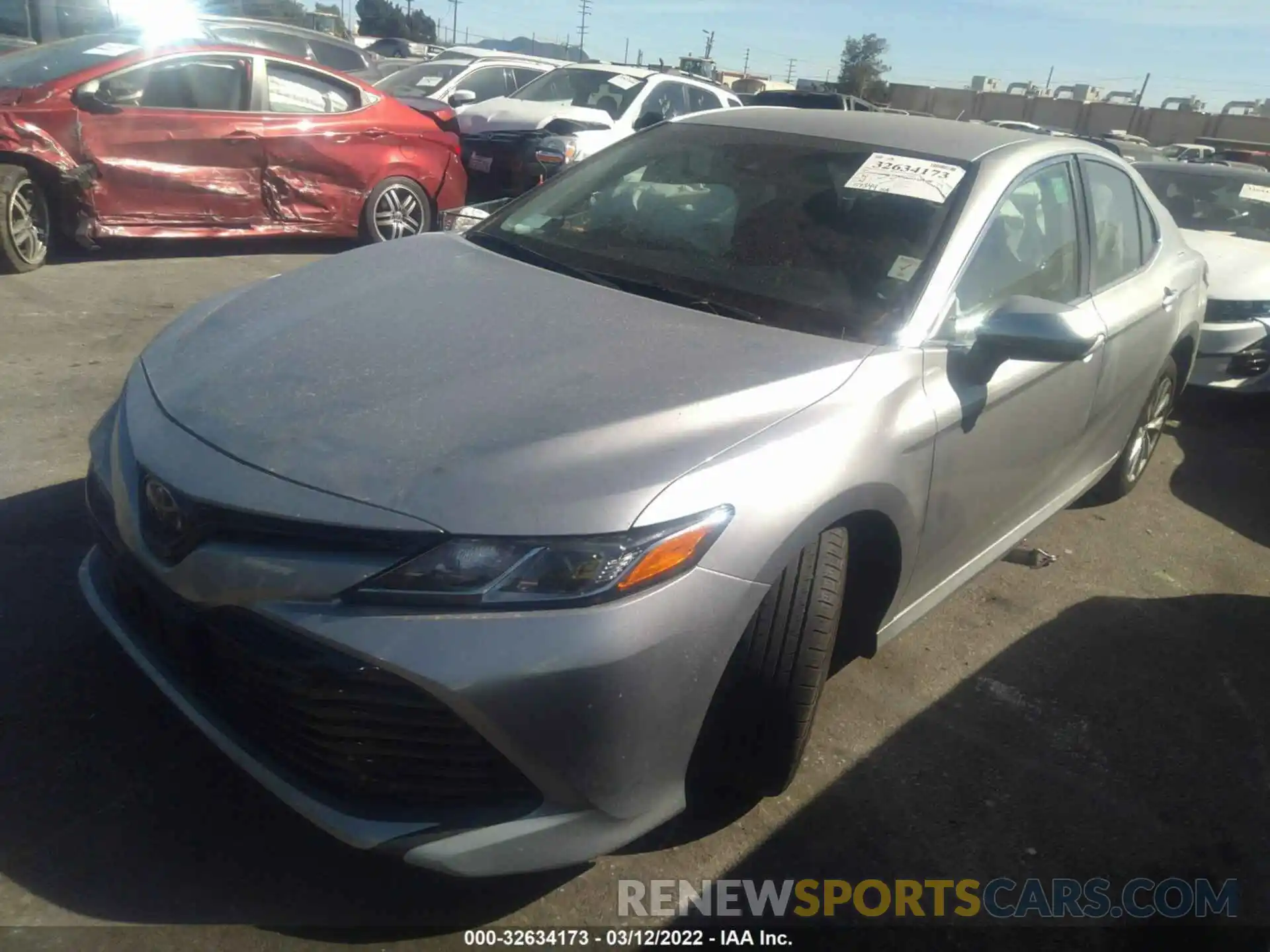 2 Photograph of a damaged car 4T1B11HKXKU239788 TOYOTA CAMRY 2019