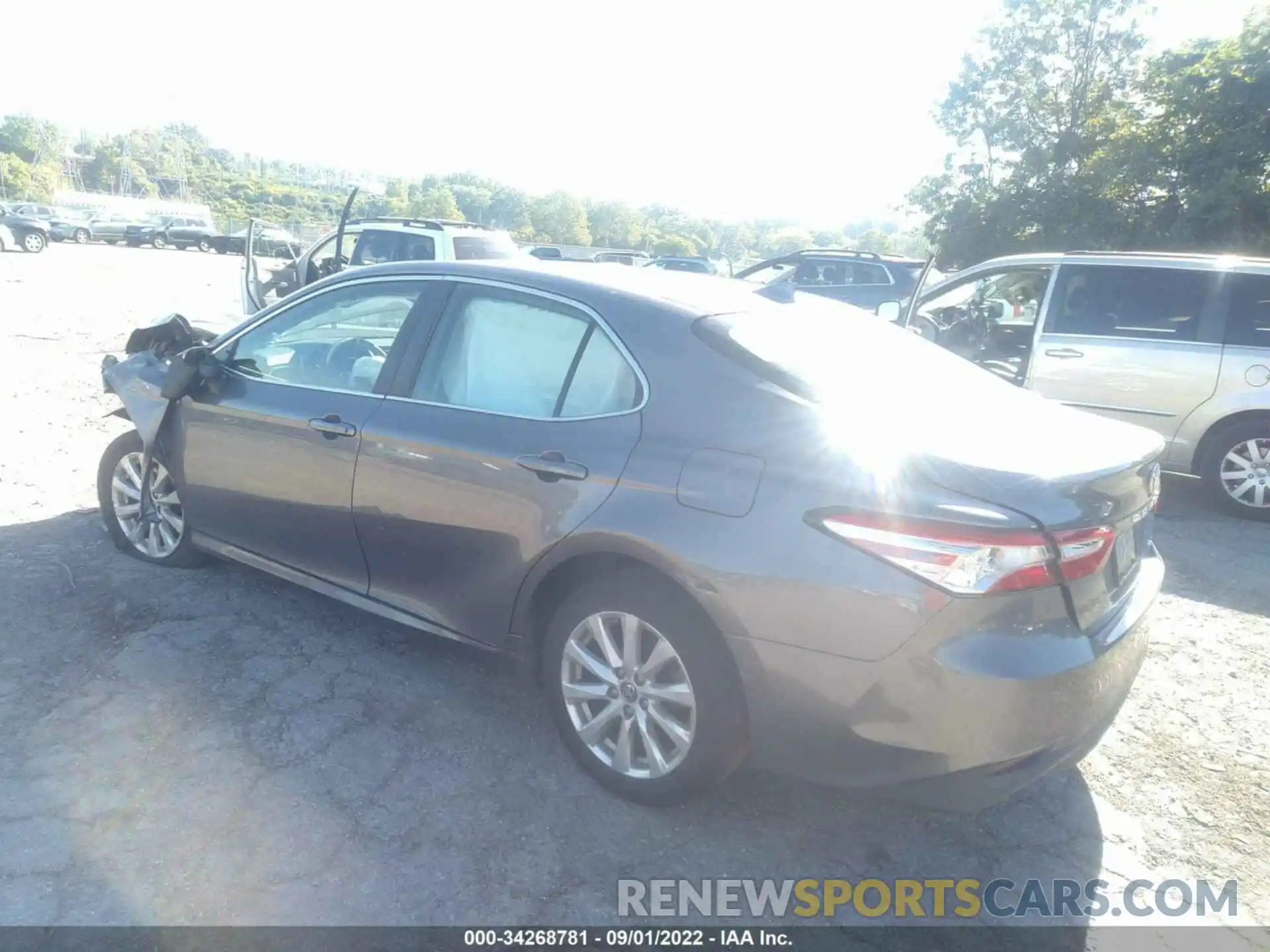 3 Photograph of a damaged car 4T1B11HKXKU242884 TOYOTA CAMRY 2019