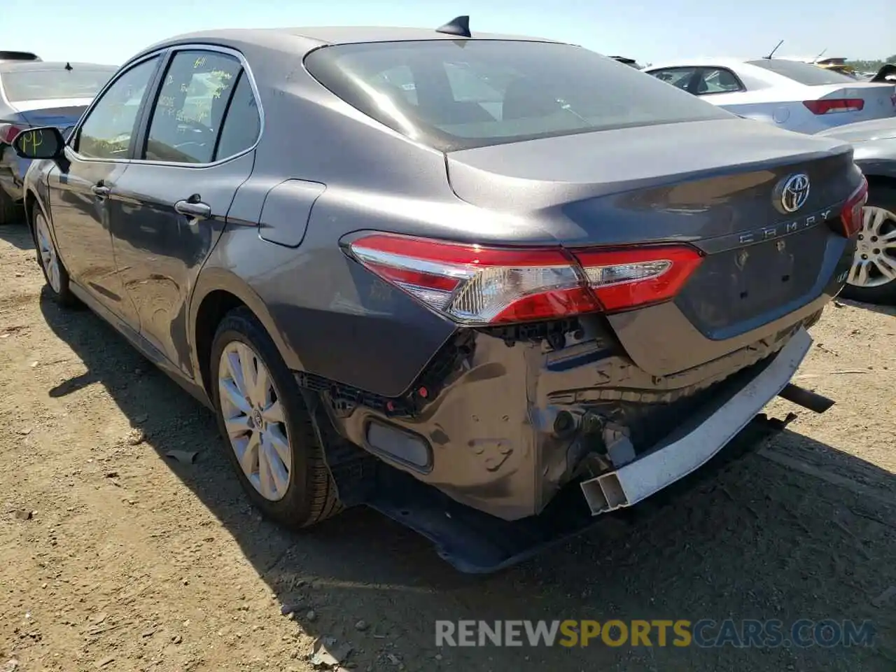 3 Photograph of a damaged car 4T1B11HKXKU243923 TOYOTA CAMRY 2019