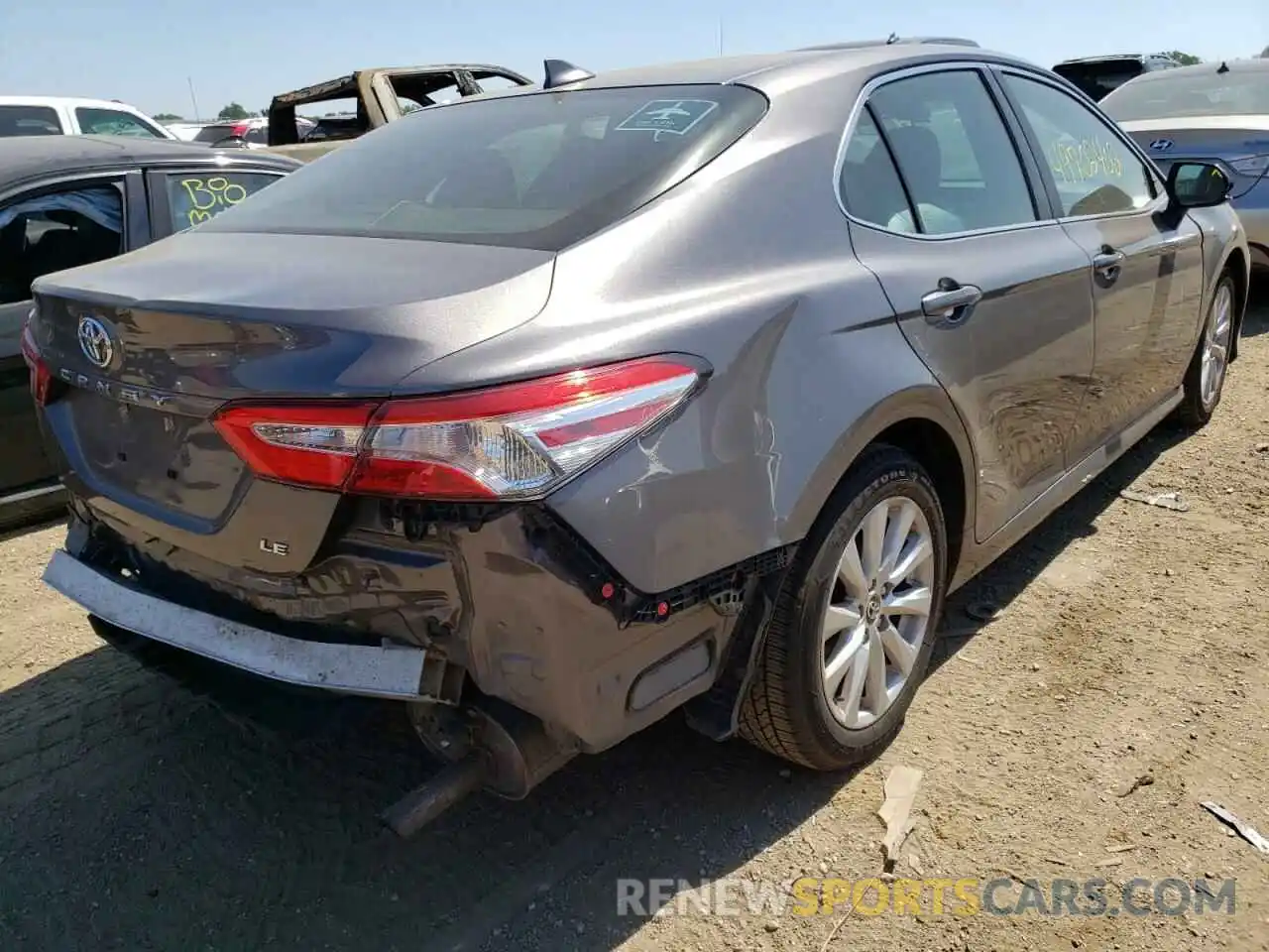 4 Photograph of a damaged car 4T1B11HKXKU243923 TOYOTA CAMRY 2019