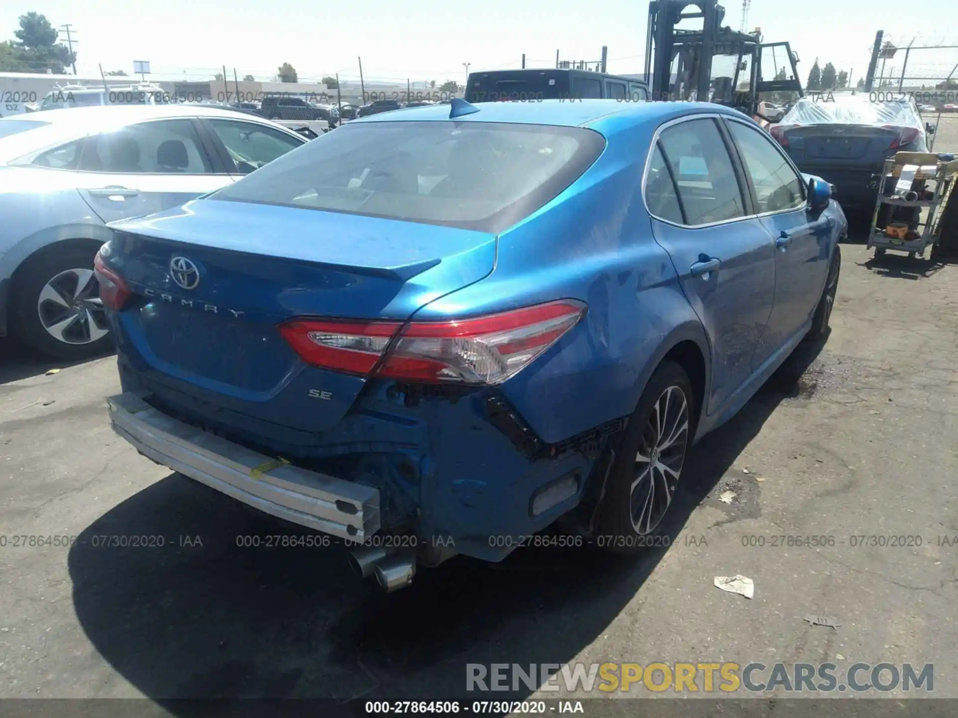 4 Photograph of a damaged car 4T1B11HKXKU244392 TOYOTA CAMRY 2019