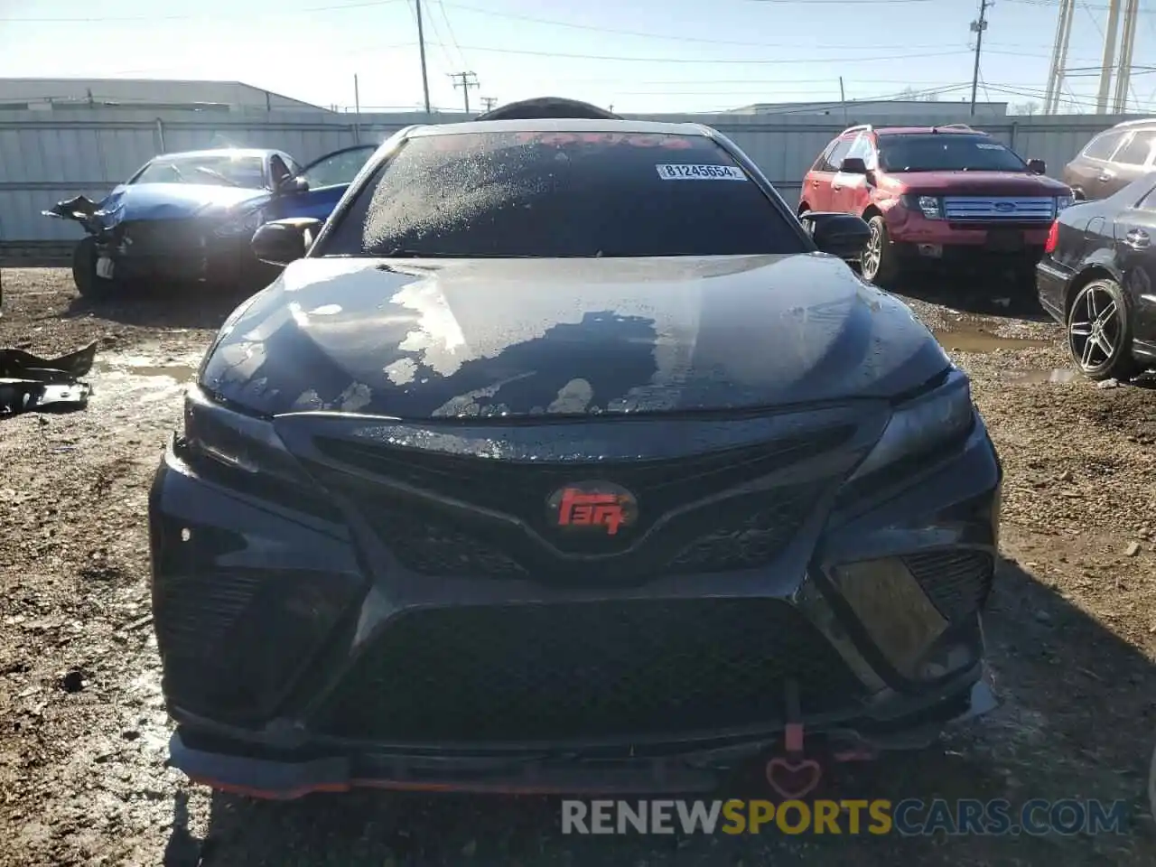 5 Photograph of a damaged car 4T1B11HKXKU244957 TOYOTA CAMRY 2019