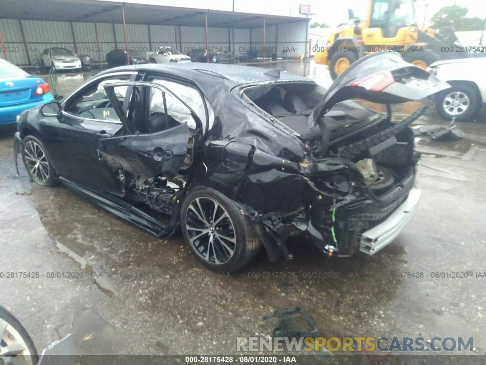 3 Photograph of a damaged car 4T1B11HKXKU245381 TOYOTA CAMRY 2019