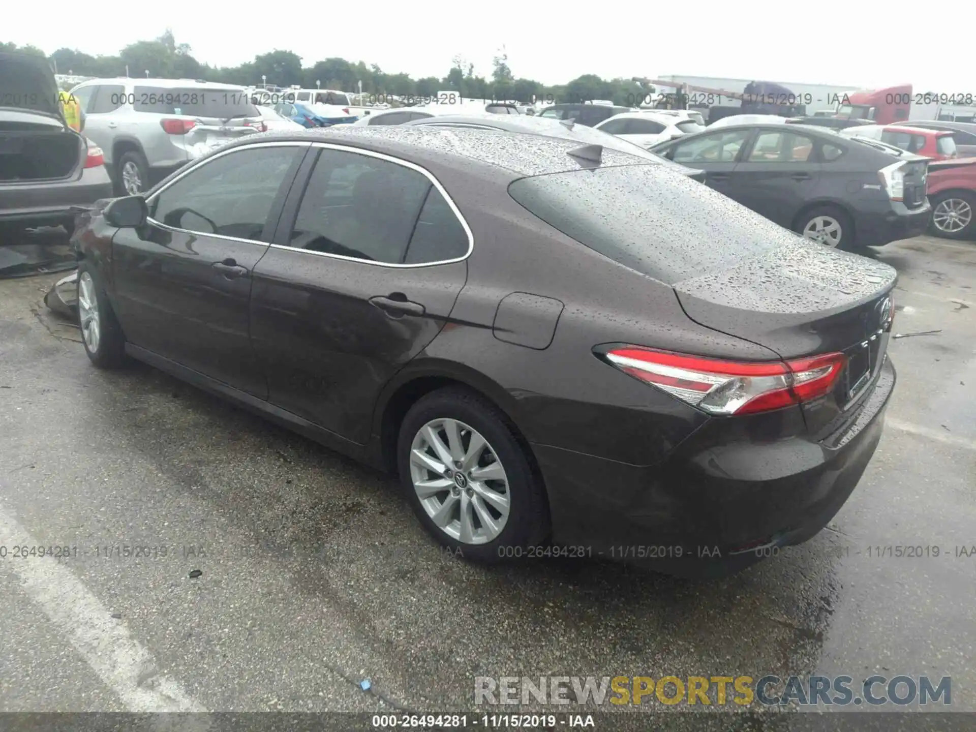 3 Photograph of a damaged car 4T1B11HKXKU245526 TOYOTA CAMRY 2019