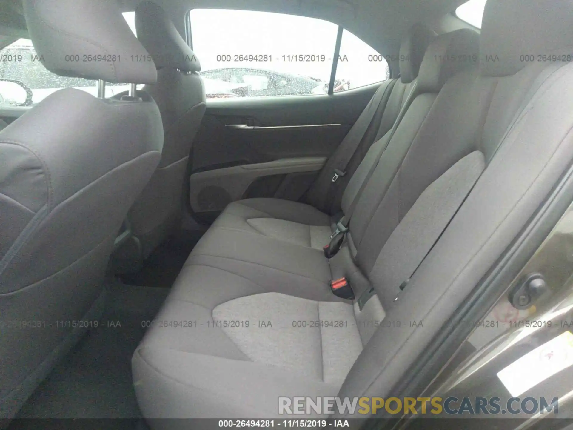 8 Photograph of a damaged car 4T1B11HKXKU245526 TOYOTA CAMRY 2019