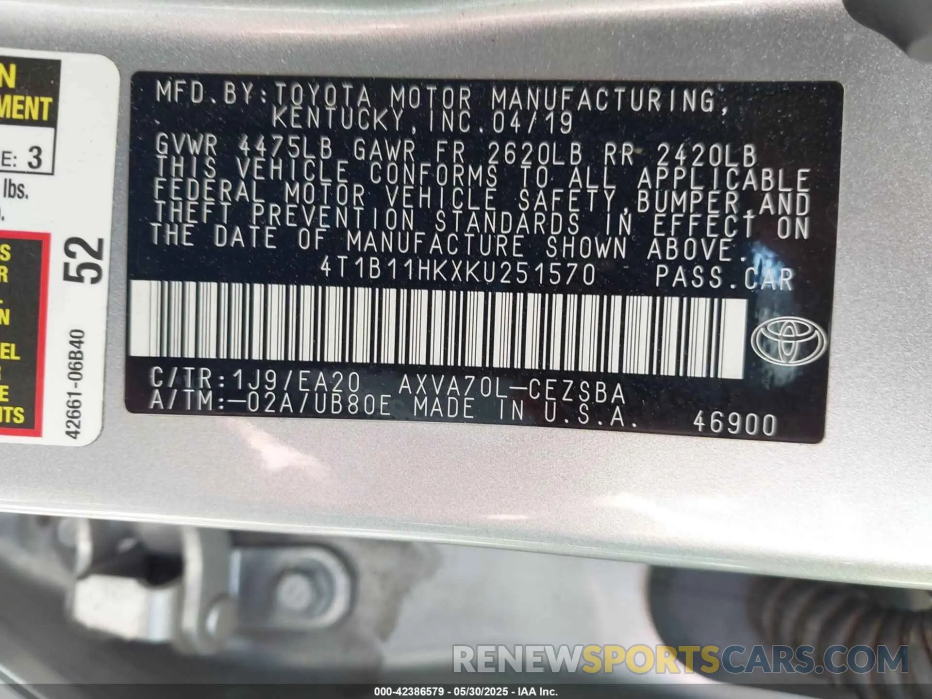 9 Photograph of a damaged car 4T1B11HKXKU251570 TOYOTA CAMRY 2019