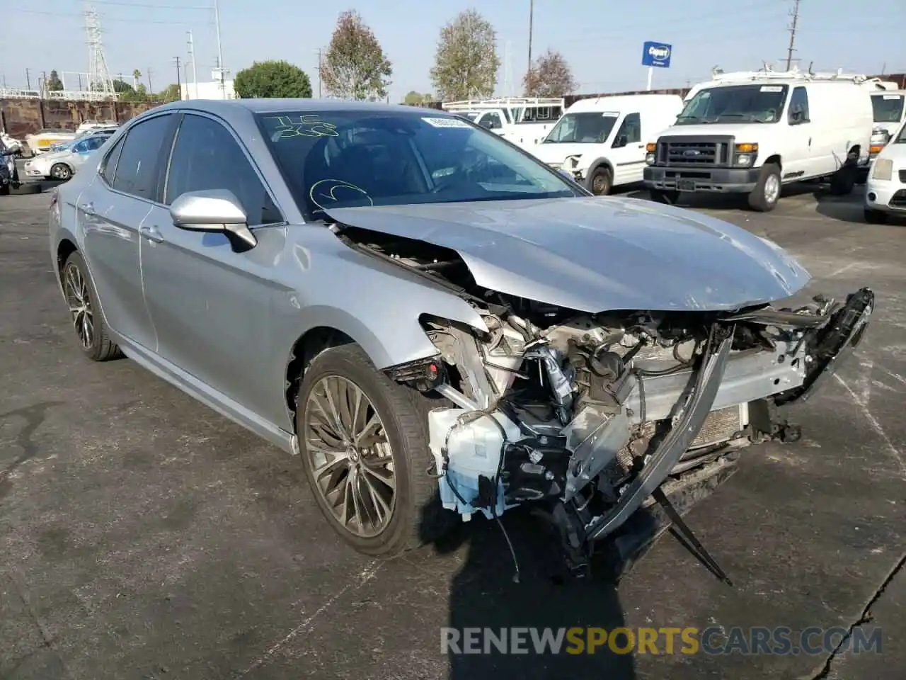 1 Photograph of a damaged car 4T1B11HKXKU252931 TOYOTA CAMRY 2019