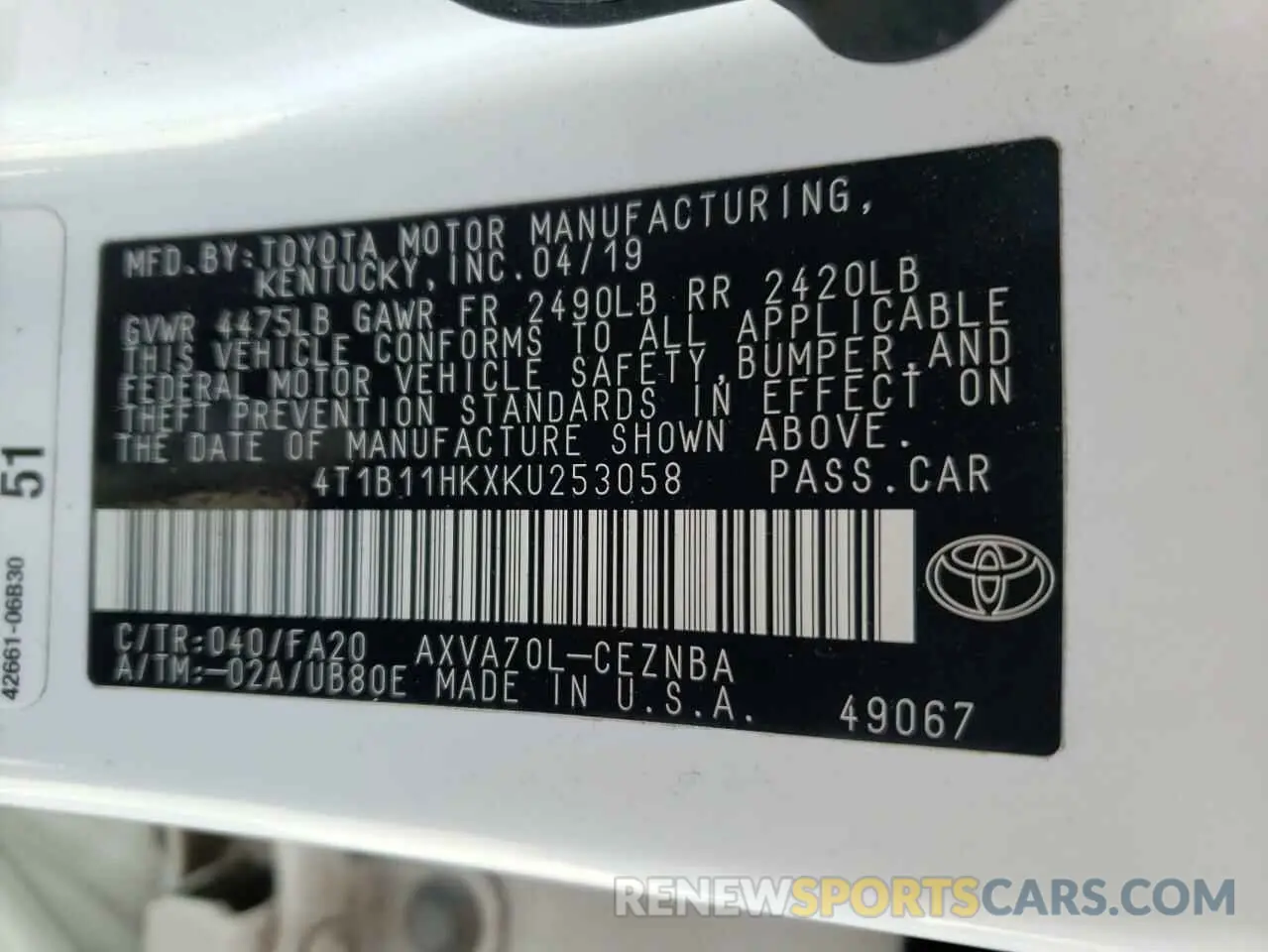 10 Photograph of a damaged car 4T1B11HKXKU253058 TOYOTA CAMRY 2019
