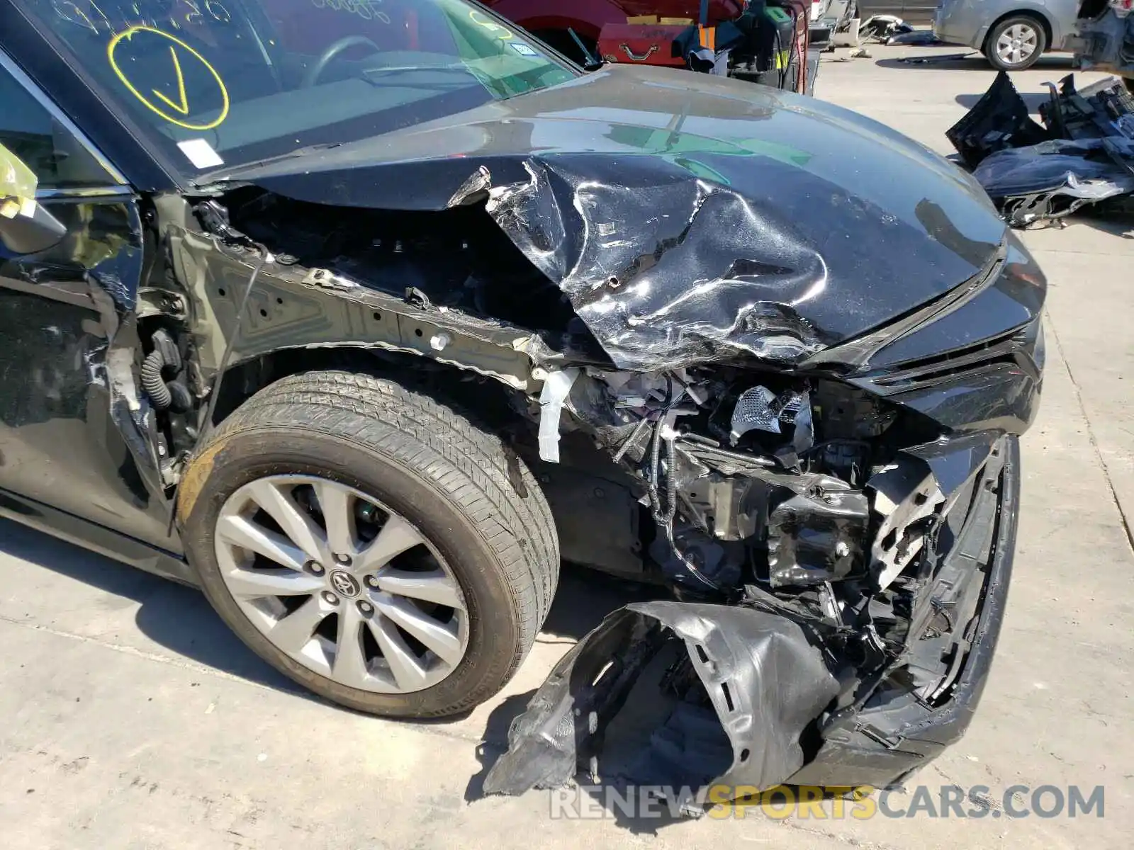 9 Photograph of a damaged car 4T1B11HKXKU254419 TOYOTA CAMRY 2019