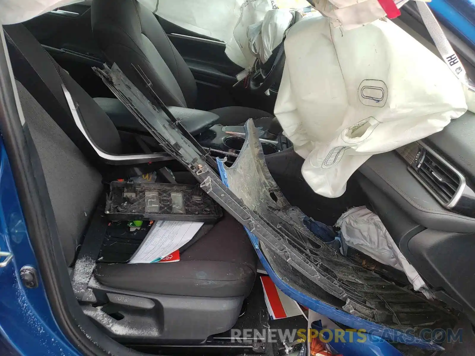 5 Photograph of a damaged car 4T1B11HKXKU255831 TOYOTA CAMRY 2019