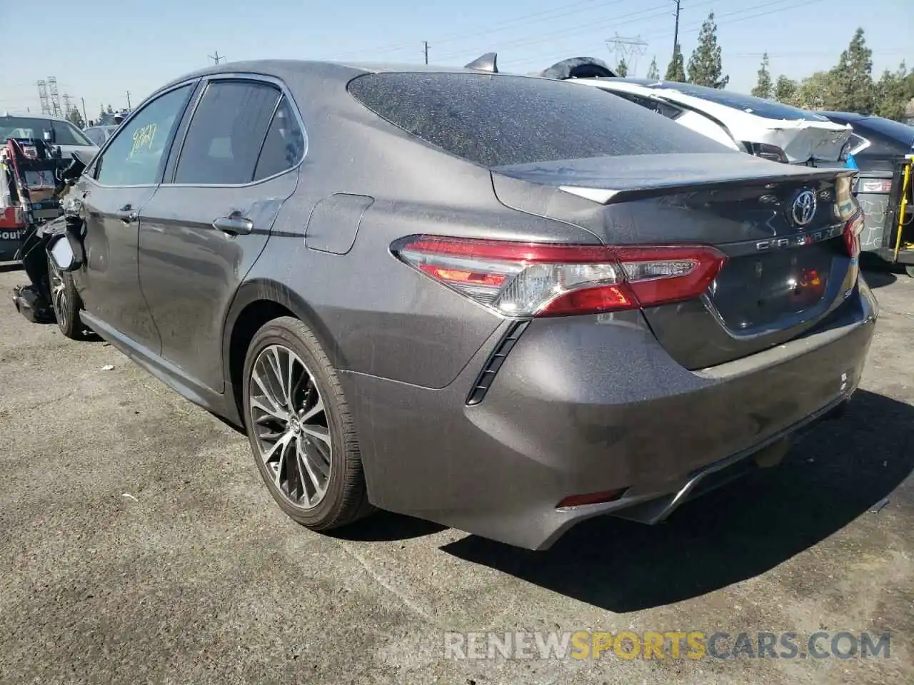 3 Photograph of a damaged car 4T1B11HKXKU258650 TOYOTA CAMRY 2019