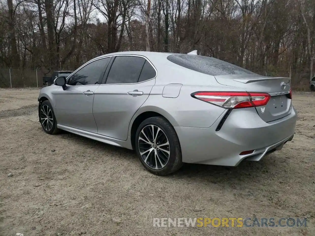 2 Photograph of a damaged car 4T1B11HKXKU259541 TOYOTA CAMRY 2019