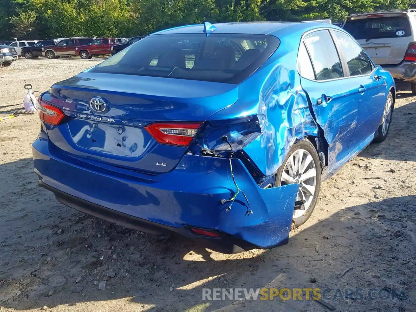 4 Photograph of a damaged car 4T1B11HKXKU259717 TOYOTA CAMRY 2019