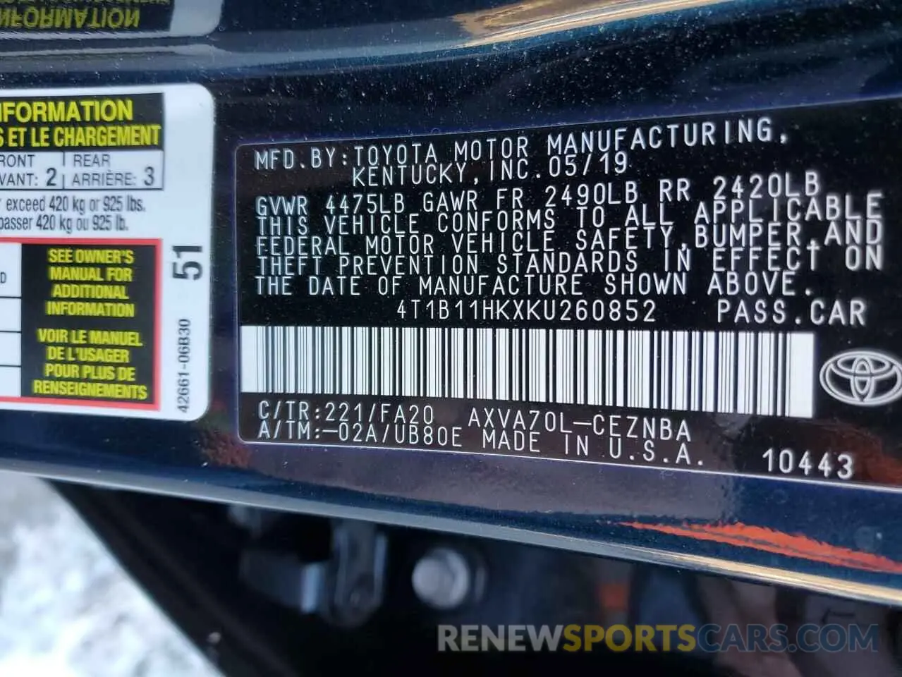 12 Photograph of a damaged car 4T1B11HKXKU260852 TOYOTA CAMRY 2019