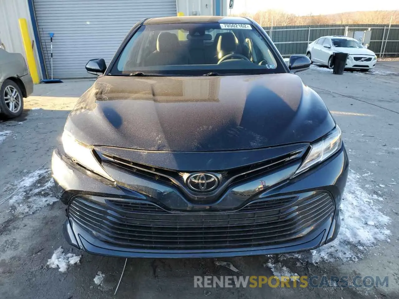 5 Photograph of a damaged car 4T1B11HKXKU260852 TOYOTA CAMRY 2019