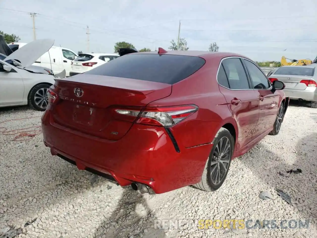 4 Photograph of a damaged car 4T1B11HKXKU262052 TOYOTA CAMRY 2019