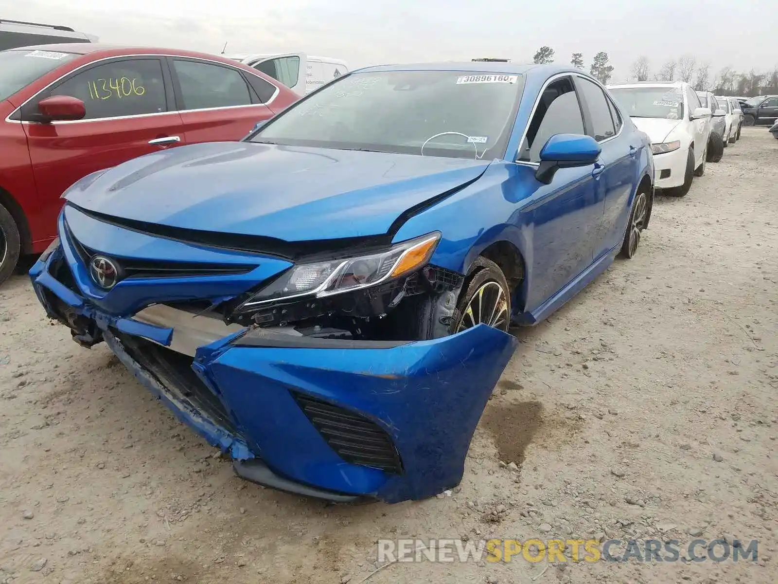 2 Photograph of a damaged car 4T1B11HKXKU264254 TOYOTA CAMRY 2019