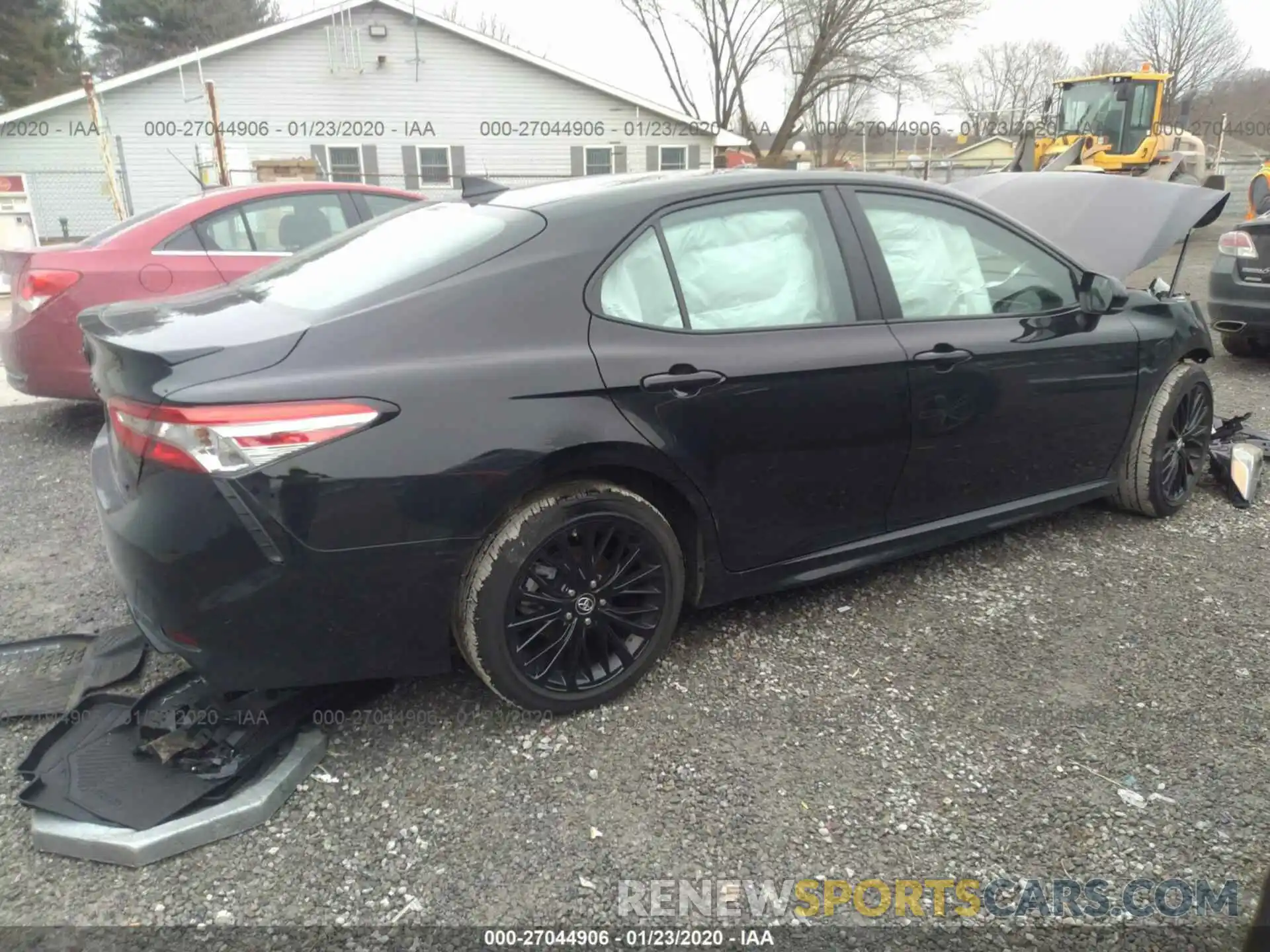 4 Photograph of a damaged car 4T1B11HKXKU265517 TOYOTA CAMRY 2019