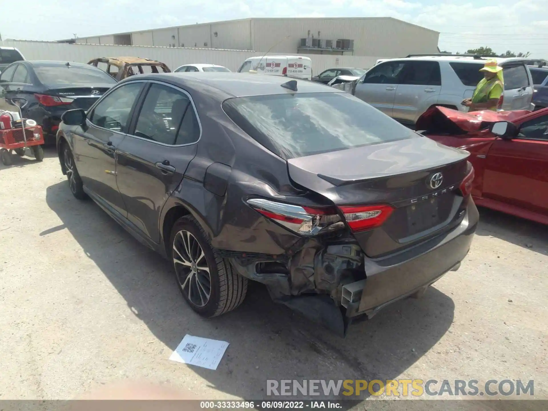 3 Photograph of a damaged car 4T1B11HKXKU266876 TOYOTA CAMRY 2019