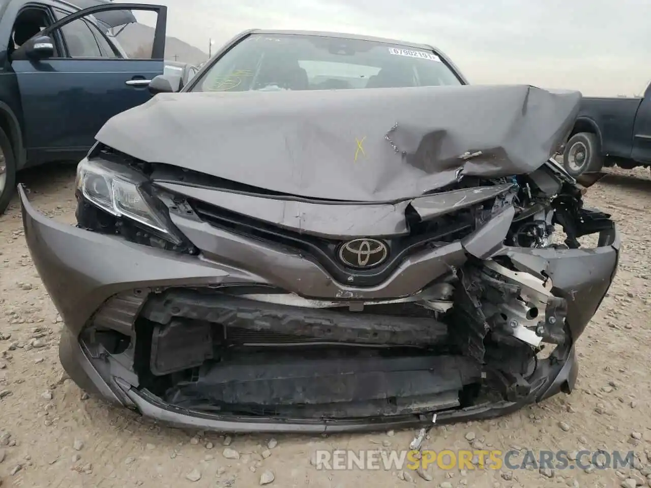 9 Photograph of a damaged car 4T1B11HKXKU267235 TOYOTA CAMRY 2019