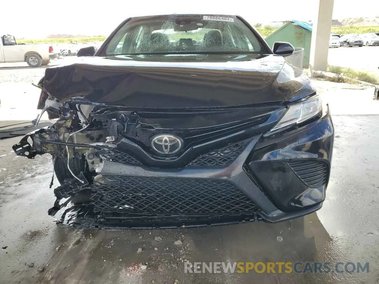 5 Photograph of a damaged car 4T1B11HKXKU267297 TOYOTA CAMRY 2019