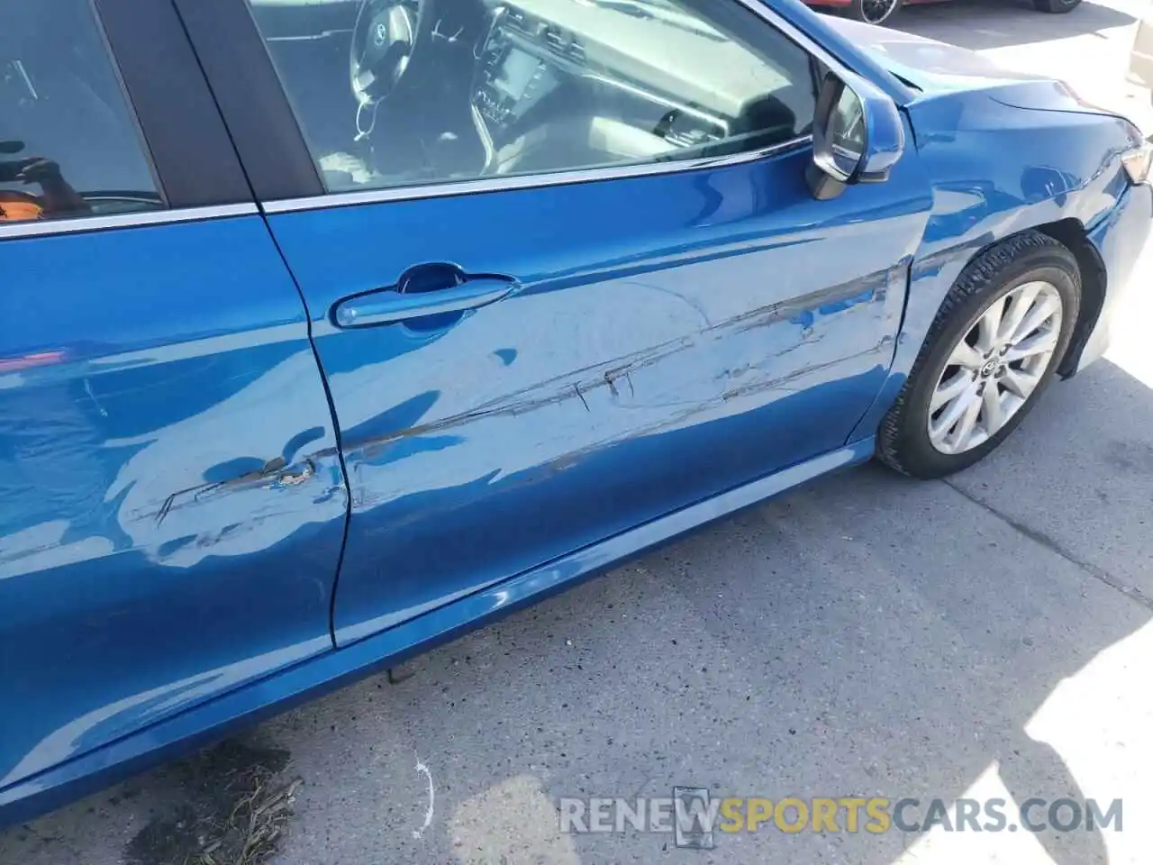 9 Photograph of a damaged car 4T1B11HKXKU269051 TOYOTA CAMRY 2019