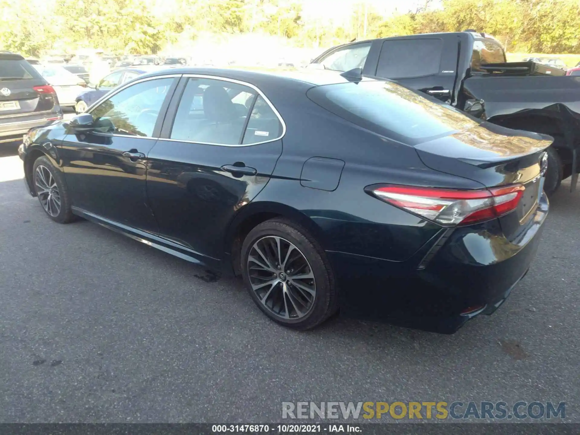 3 Photograph of a damaged car 4T1B11HKXKU269809 TOYOTA CAMRY 2019