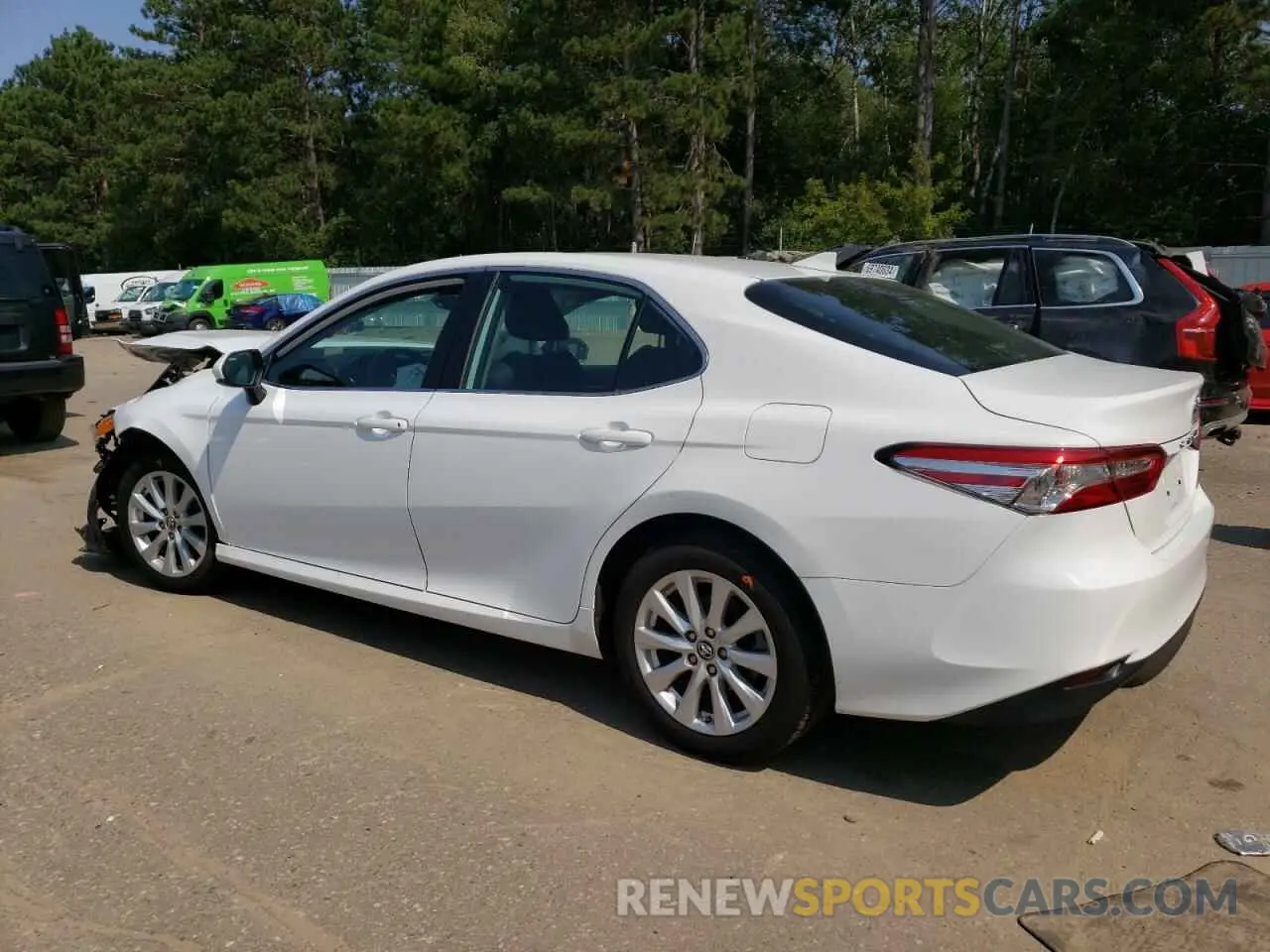 2 Photograph of a damaged car 4T1B11HKXKU270197 TOYOTA CAMRY 2019