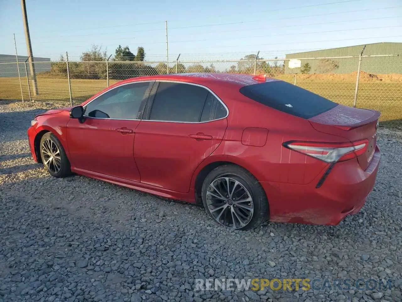 2 Photograph of a damaged car 4T1B11HKXKU270815 TOYOTA CAMRY 2019