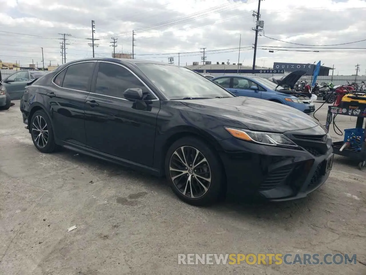 4 Photograph of a damaged car 4T1B11HKXKU274976 TOYOTA CAMRY 2019
