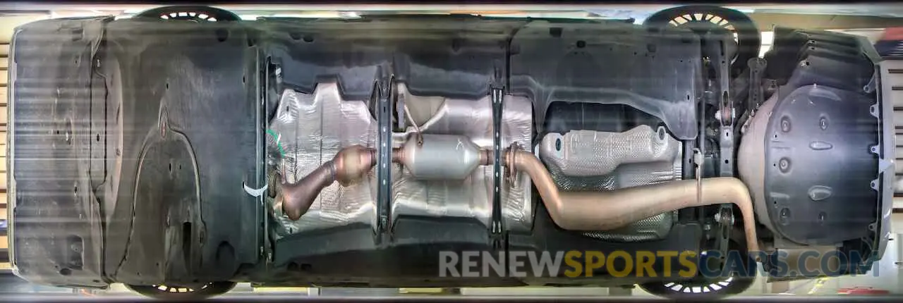 13 Photograph of a damaged car 4T1B11HKXKU275223 TOYOTA CAMRY 2019