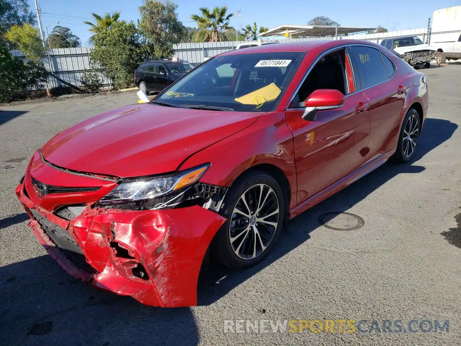 2 Photograph of a damaged car 4T1B11HKXKU275318 TOYOTA CAMRY 2019