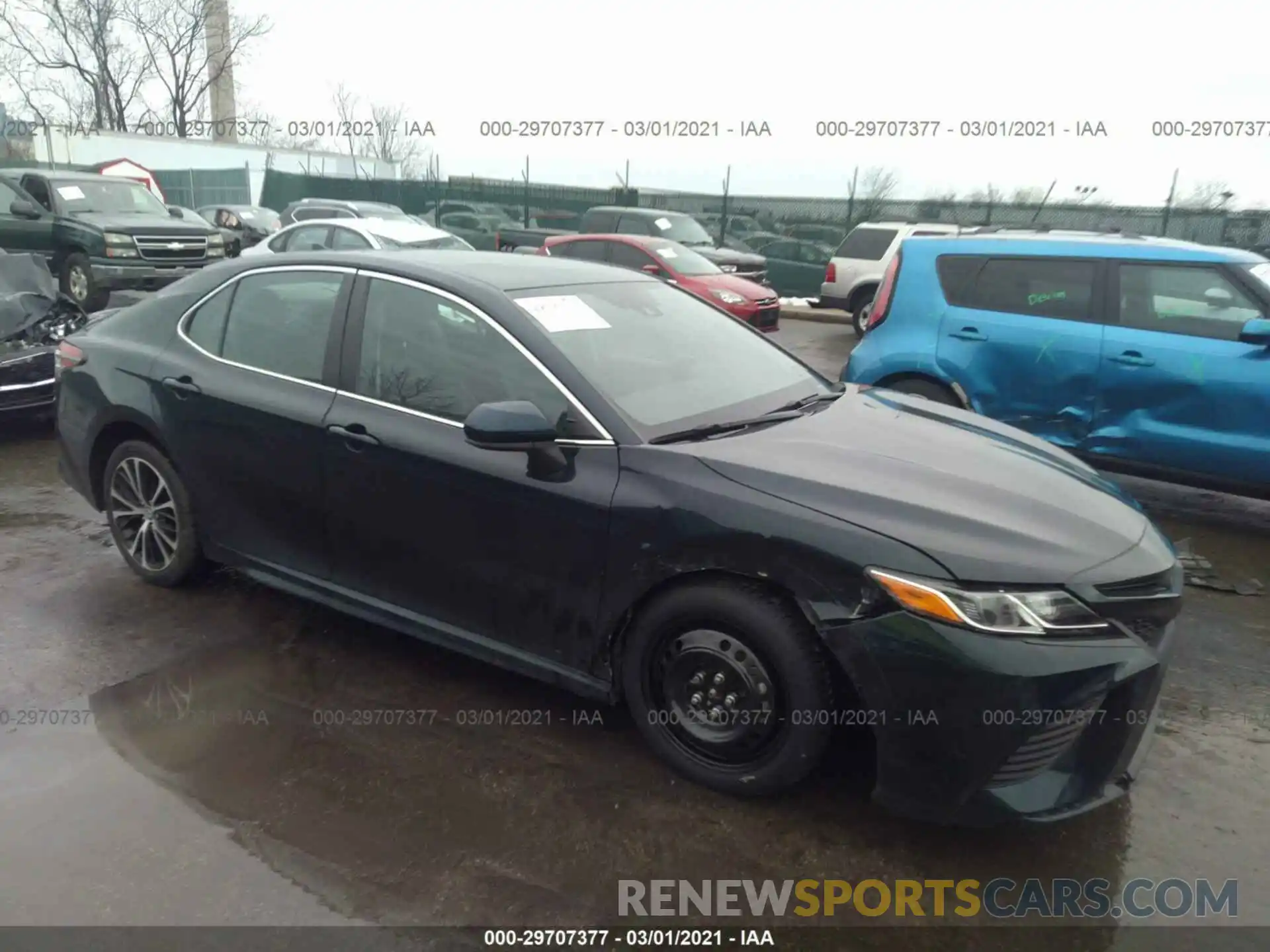 1 Photograph of a damaged car 4T1B11HKXKU279059 TOYOTA CAMRY 2019