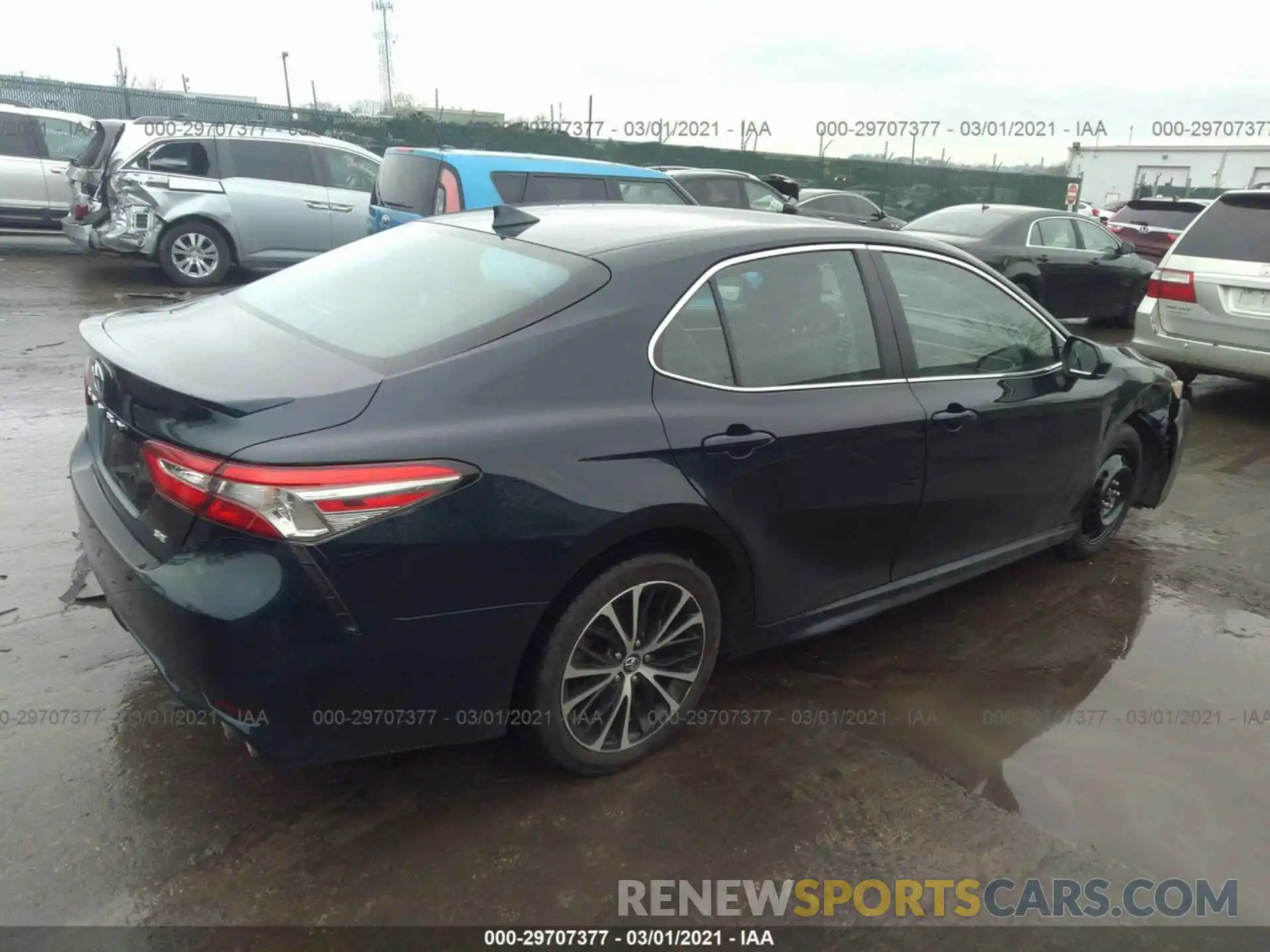 4 Photograph of a damaged car 4T1B11HKXKU279059 TOYOTA CAMRY 2019