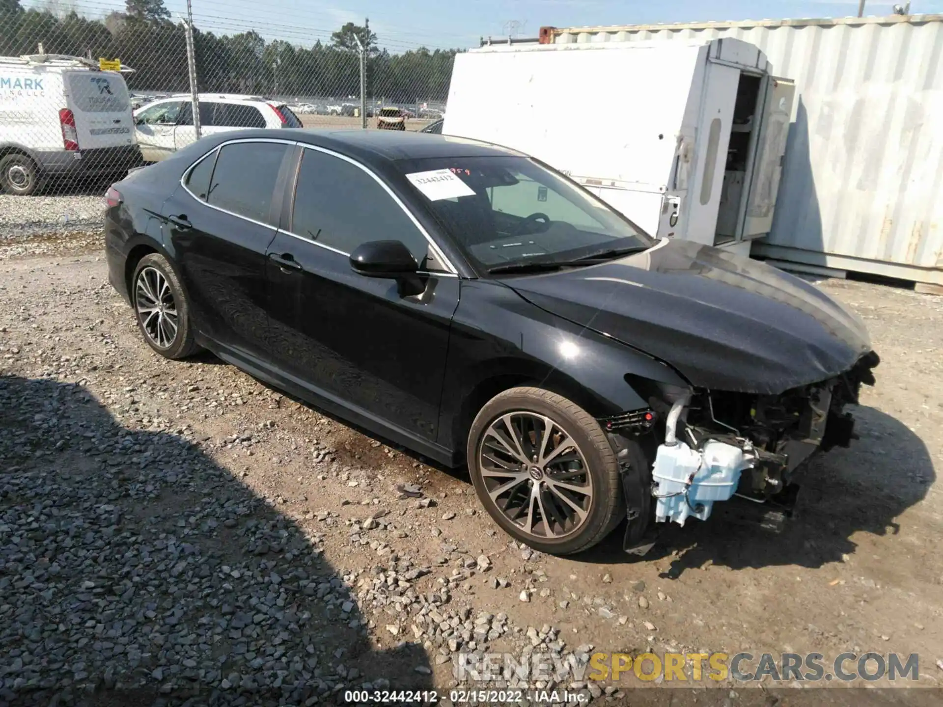 1 Photograph of a damaged car 4T1B11HKXKU281507 TOYOTA CAMRY 2019