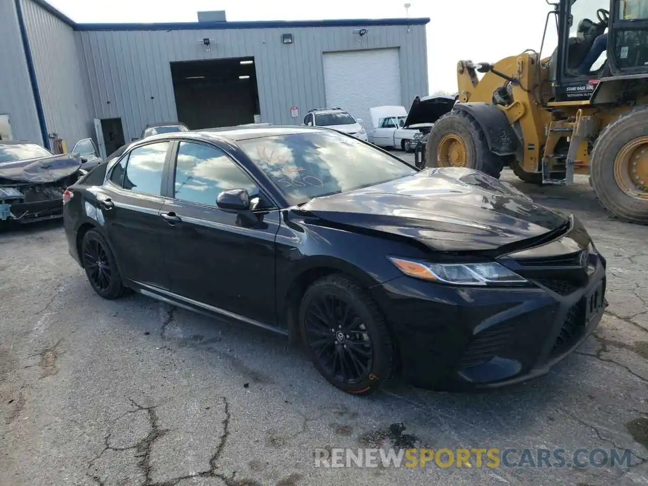 1 Photograph of a damaged car 4T1B11HKXKU281698 TOYOTA CAMRY 2019