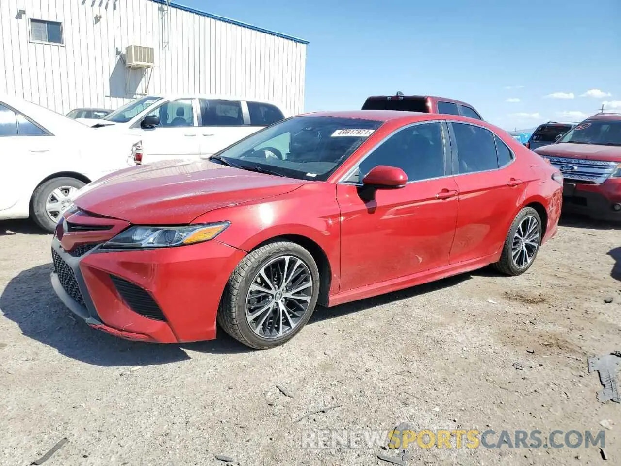 1 Photograph of a damaged car 4T1B11HKXKU285430 TOYOTA CAMRY 2019