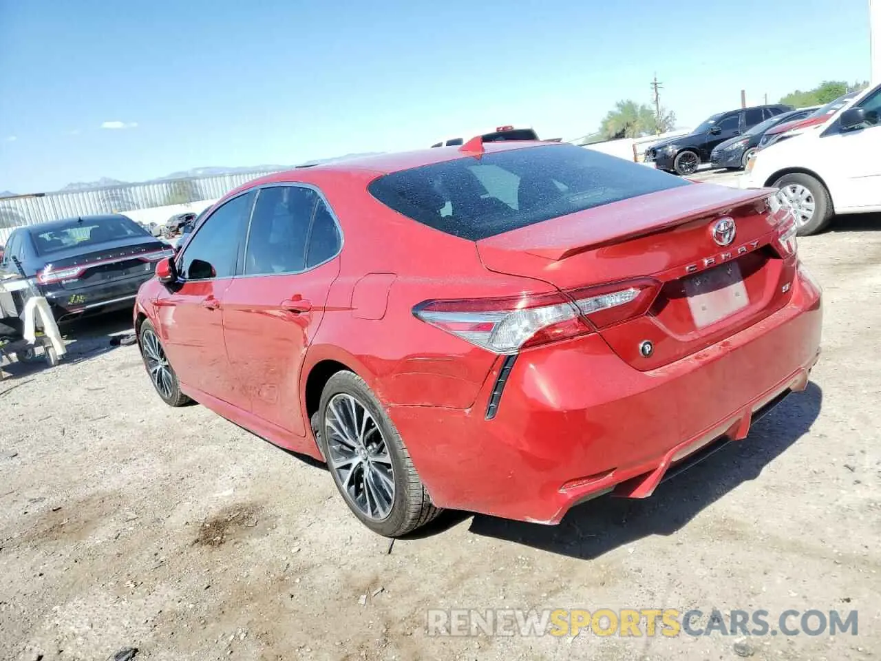 2 Photograph of a damaged car 4T1B11HKXKU285430 TOYOTA CAMRY 2019