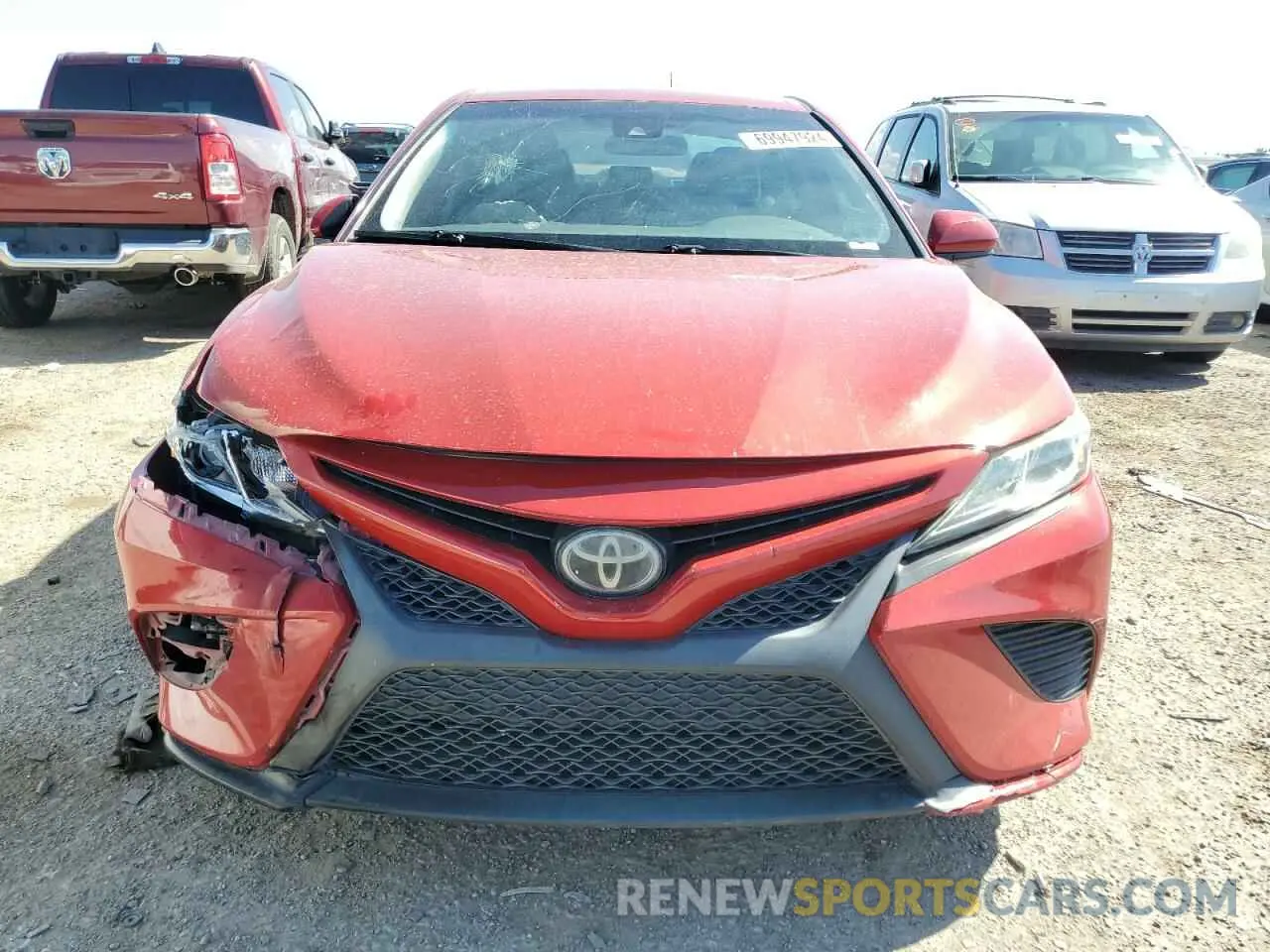 5 Photograph of a damaged car 4T1B11HKXKU285430 TOYOTA CAMRY 2019