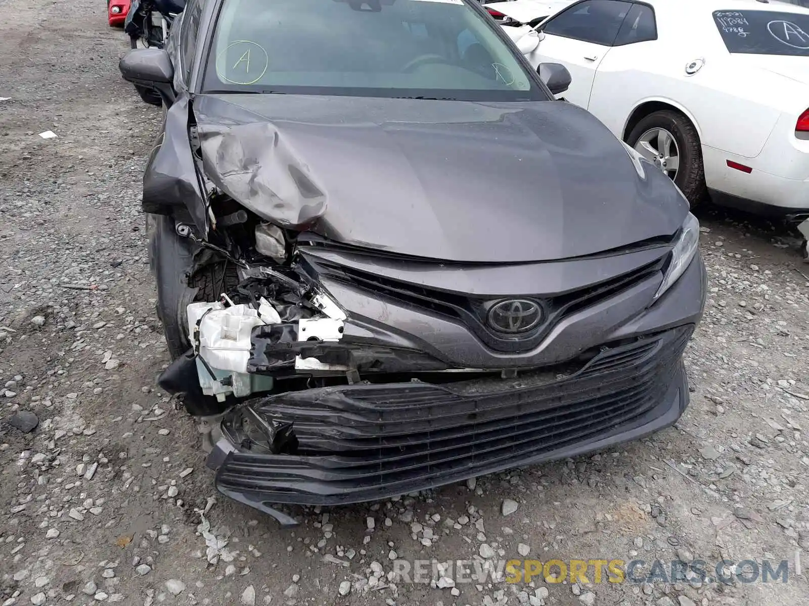 9 Photograph of a damaged car 4T1B11HKXKU290529 TOYOTA CAMRY 2019