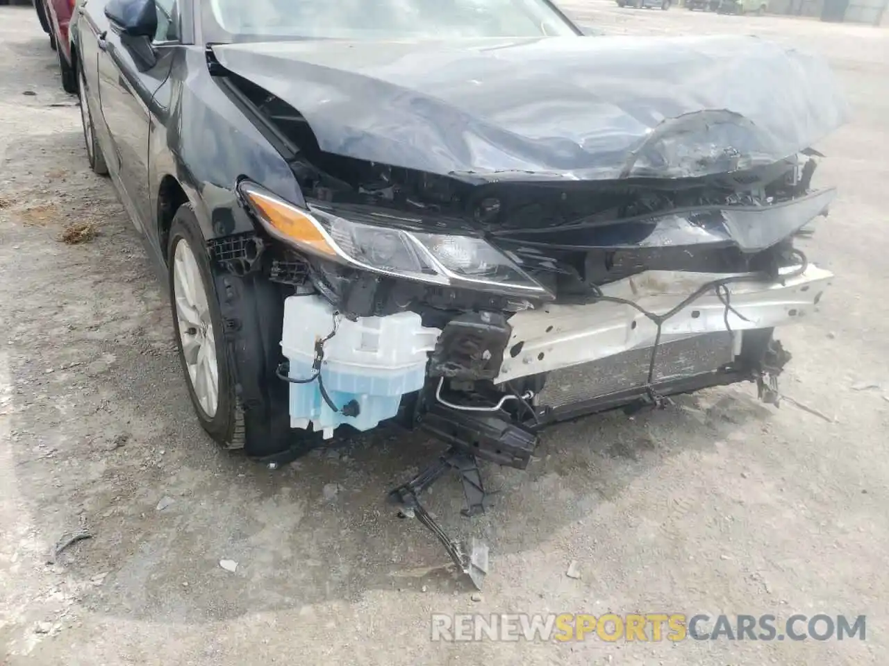 9 Photograph of a damaged car 4T1B11HKXKU291230 TOYOTA CAMRY 2019