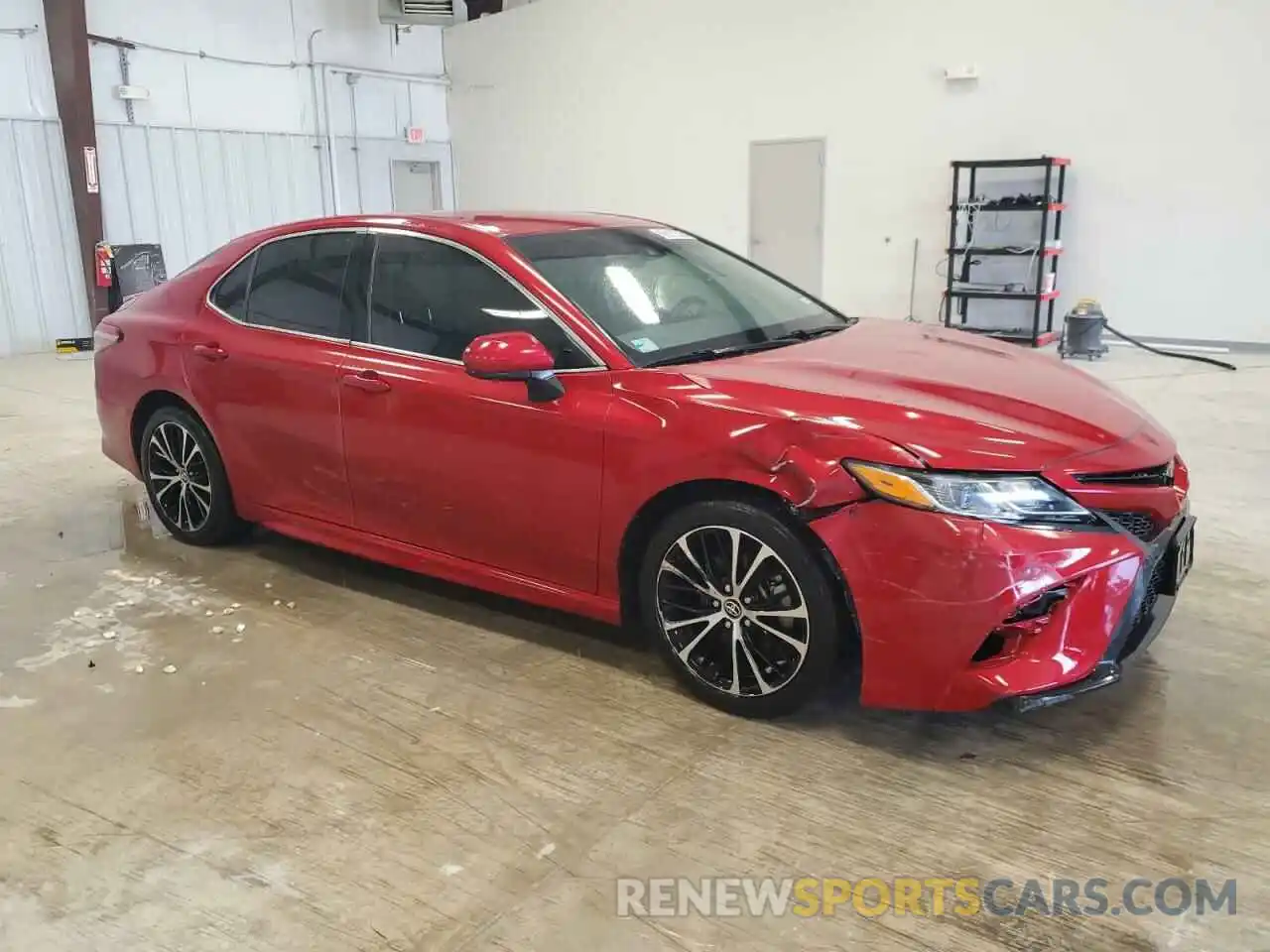 4 Photograph of a damaged car 4T1B11HKXKU291468 TOYOTA CAMRY 2019