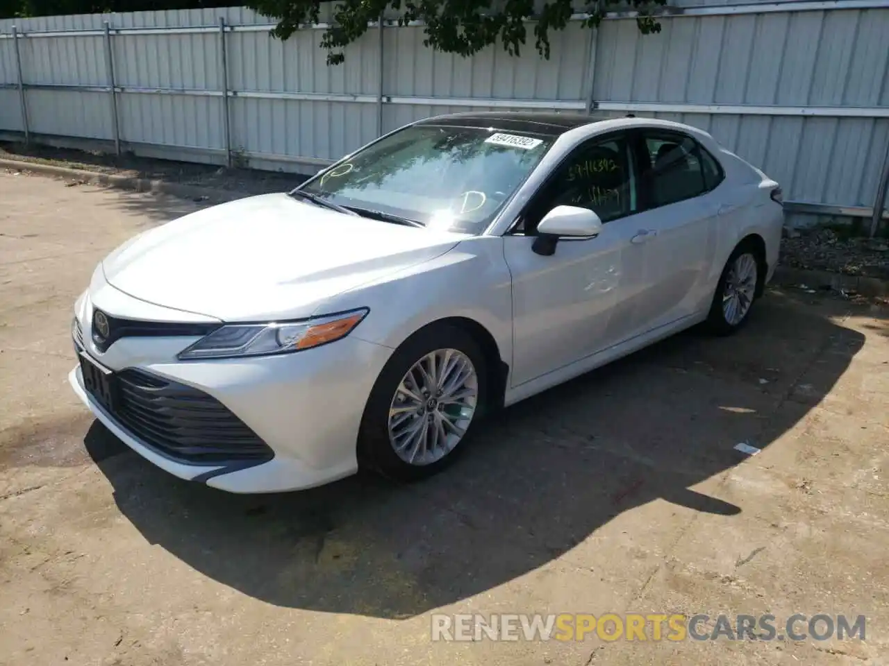 2 Photograph of a damaged car 4T1B11HKXKU293575 TOYOTA CAMRY 2019