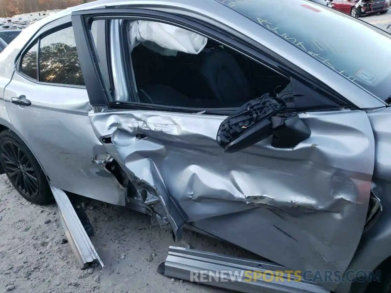 9 Photograph of a damaged car 4T1B11HKXKU294998 TOYOTA CAMRY 2019