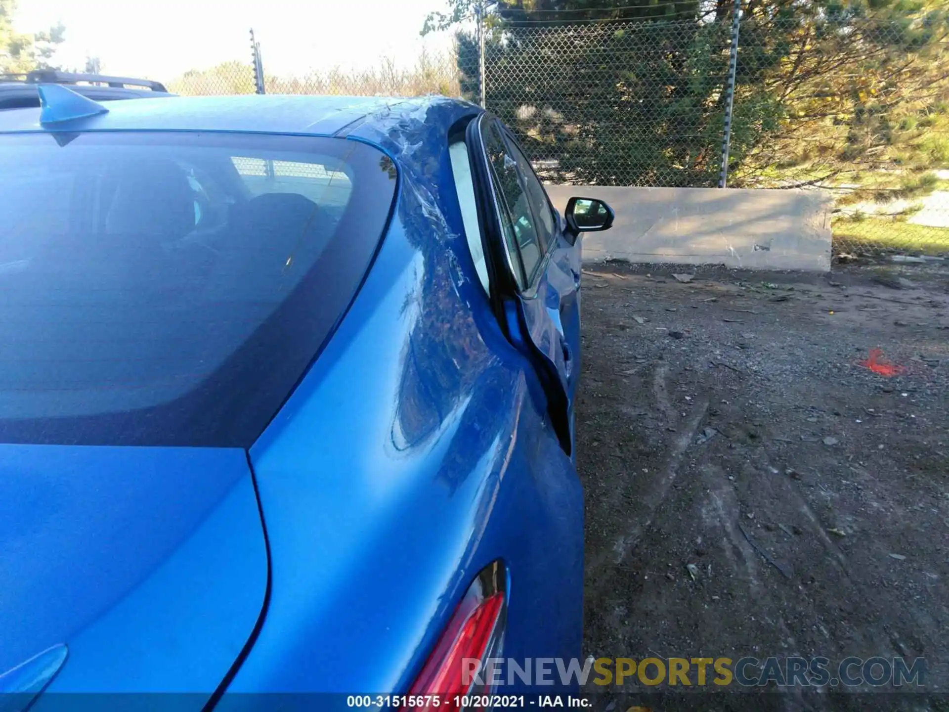 12 Photograph of a damaged car 4T1B11HKXKU295519 TOYOTA CAMRY 2019