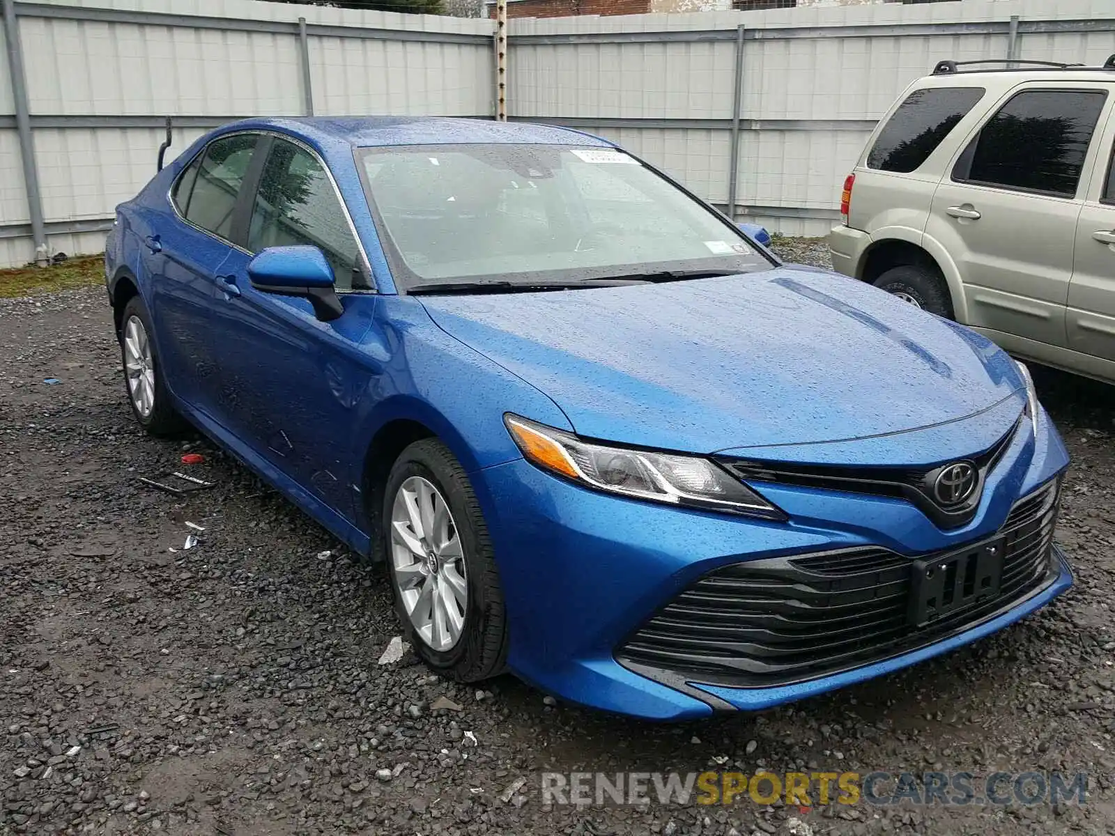 1 Photograph of a damaged car 4T1B11HKXKU296816 TOYOTA CAMRY 2019