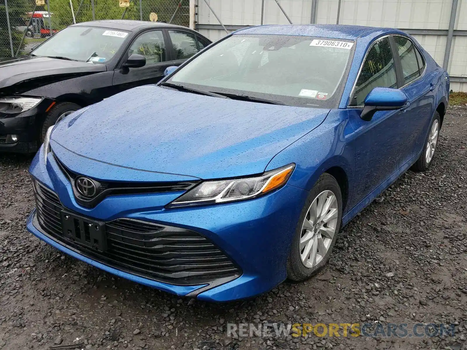 2 Photograph of a damaged car 4T1B11HKXKU296816 TOYOTA CAMRY 2019