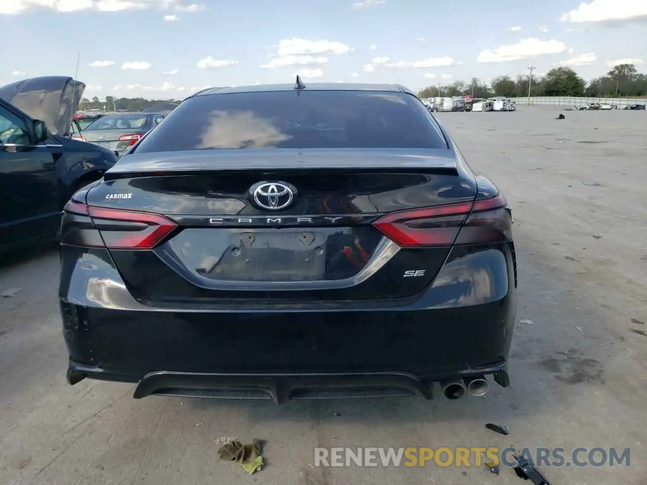 6 Photograph of a damaged car 4T1B11HKXKU296850 TOYOTA CAMRY 2019