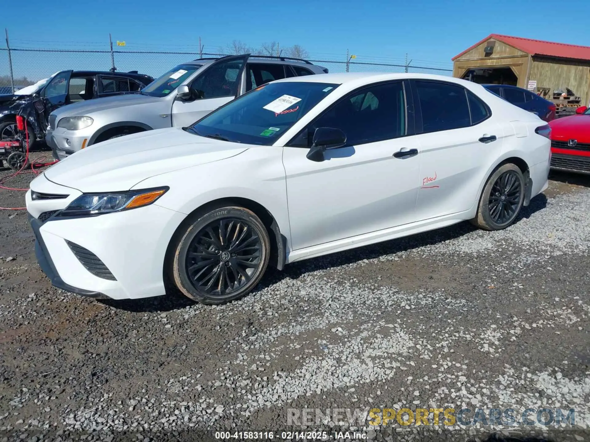 2 Photograph of a damaged car 4T1B11HKXKU298128 TOYOTA CAMRY 2019