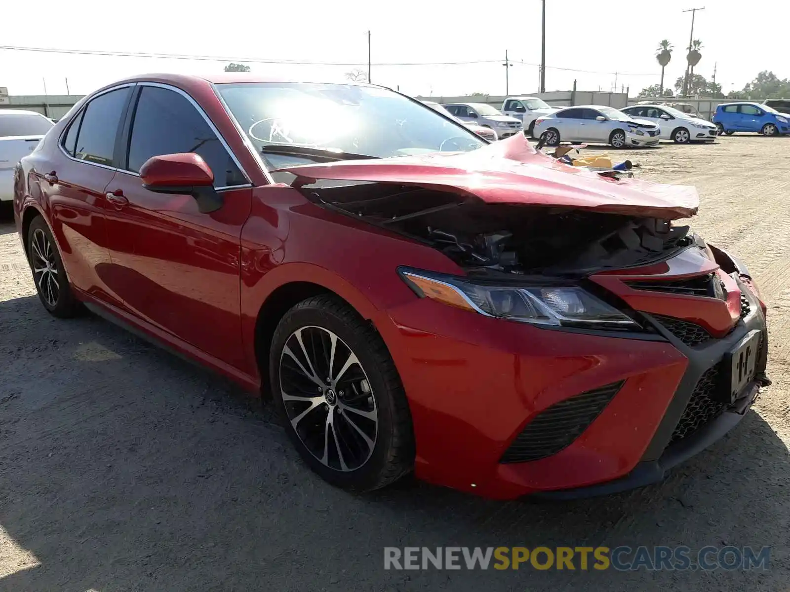 1 Photograph of a damaged car 4T1B11HKXKU300010 TOYOTA CAMRY 2019